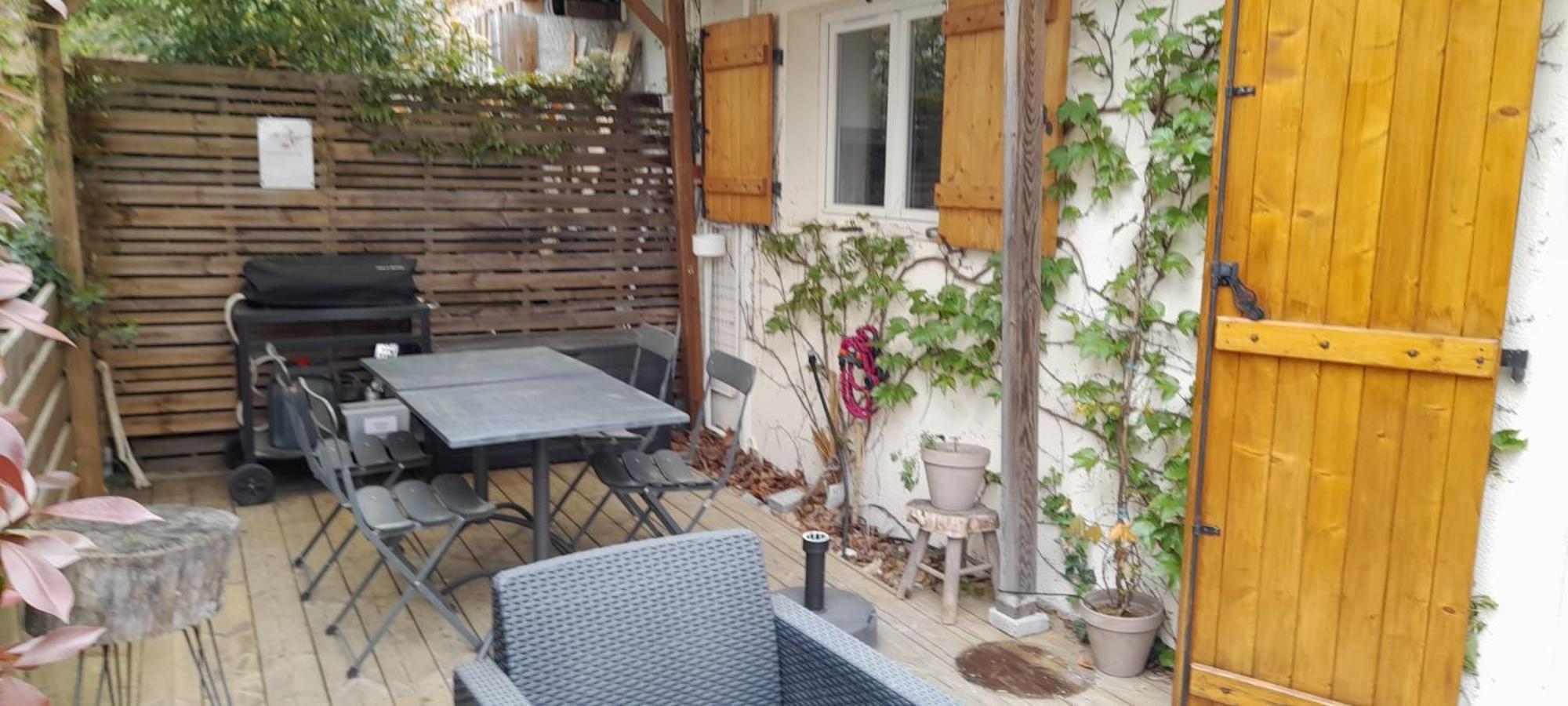 La Cabane De Didi أنديرنو لي بان المظهر الخارجي الصورة